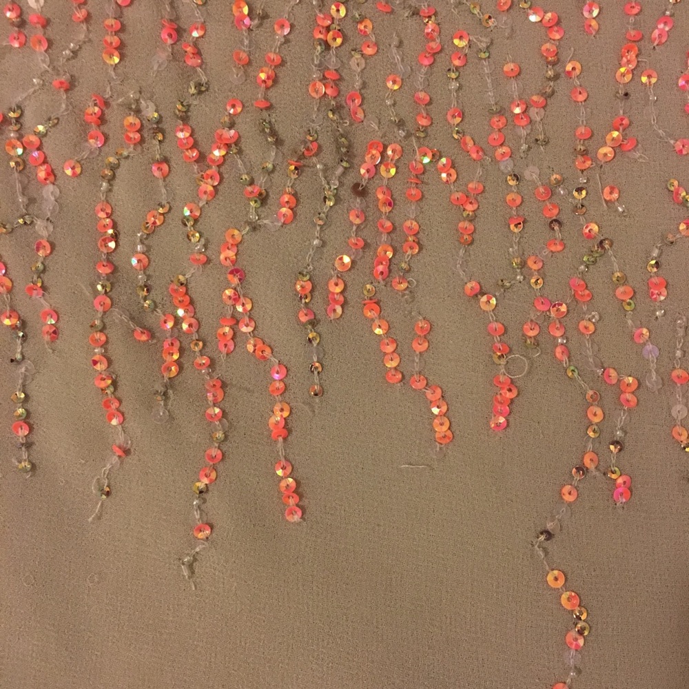 Beautiful Vince Camuto sequined top - Picture 5 of 5